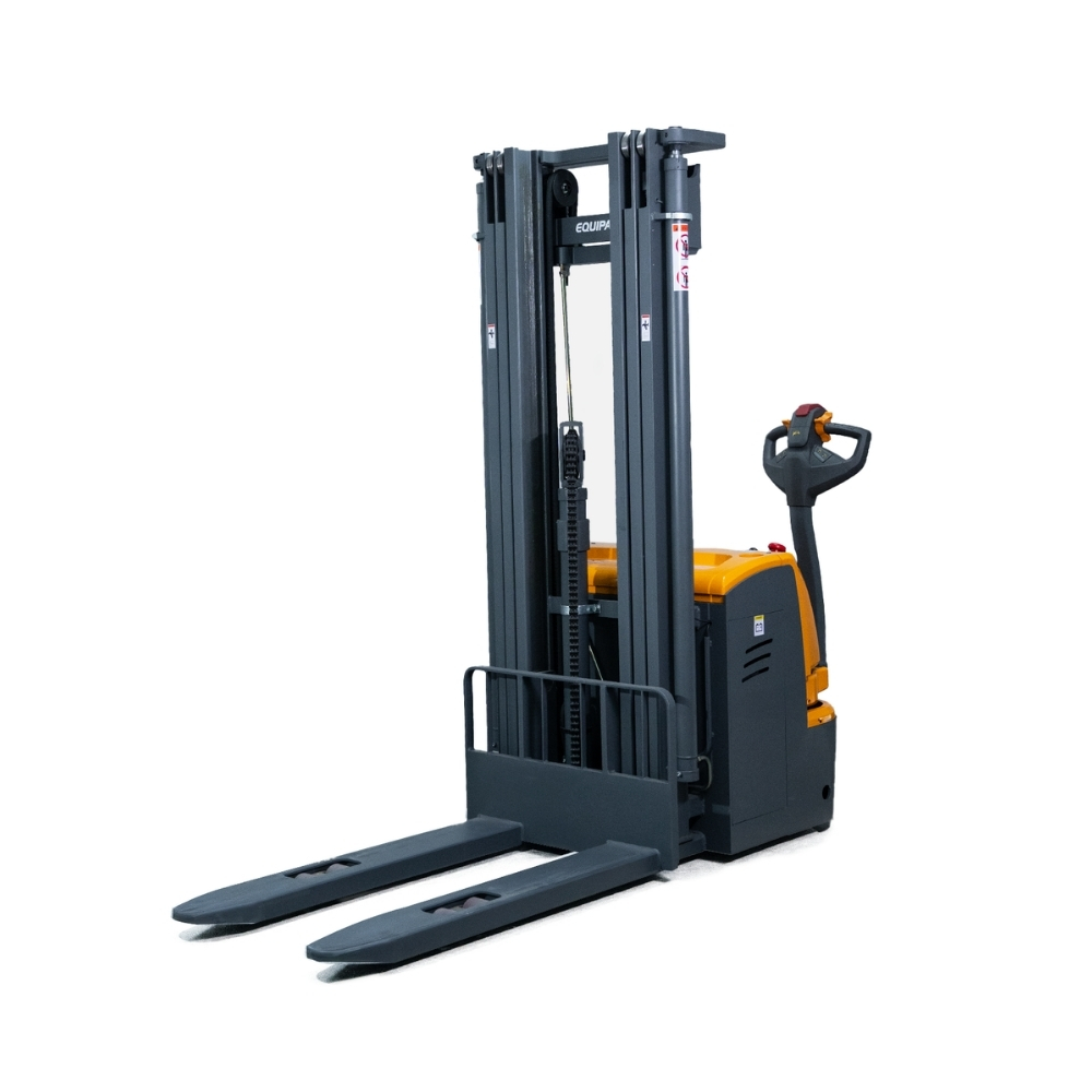 Empilhadeira Elétrica Patolada 1.500kg Elevação 5,0m com bateria 24v 200Ah (2)
