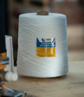 Linha para Máquina de Costurar Sacos 100% Poliester - Bobina 1kg - Caixa 24 Unidades - EquipaPRO
